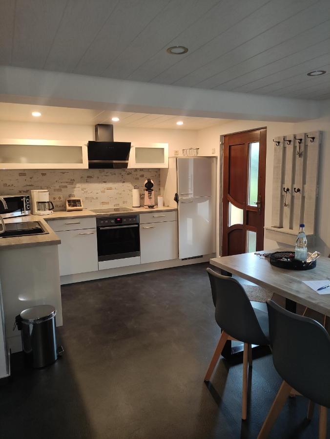 Zum Buchenblick Apartment Sankt Wendel Luaran gambar